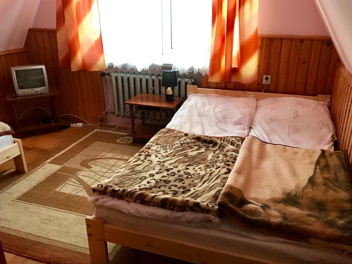 Pokoje Goscinne Буковина-Татшаньска Экстерьер фото